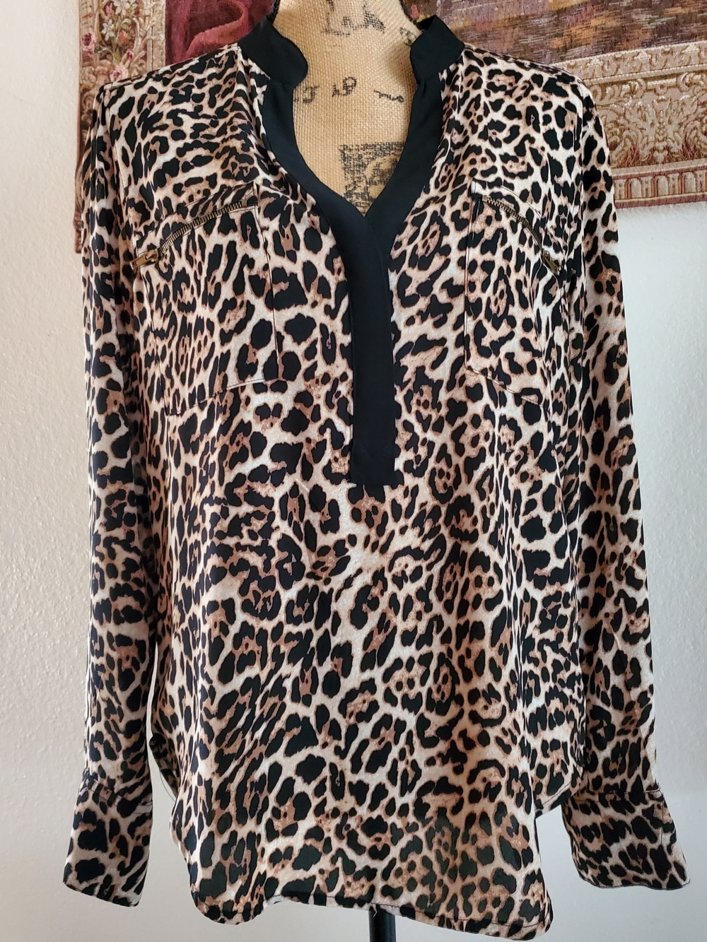 mnk Leopard Tunic Blouse L Zip Pockets